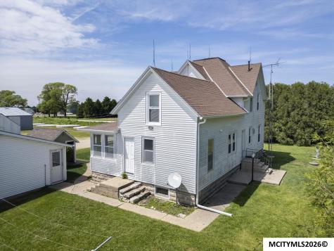 1710 230th Street Rockford IA 50468
