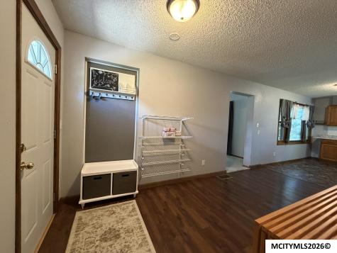 1302 N Adams Mason City IA 50401