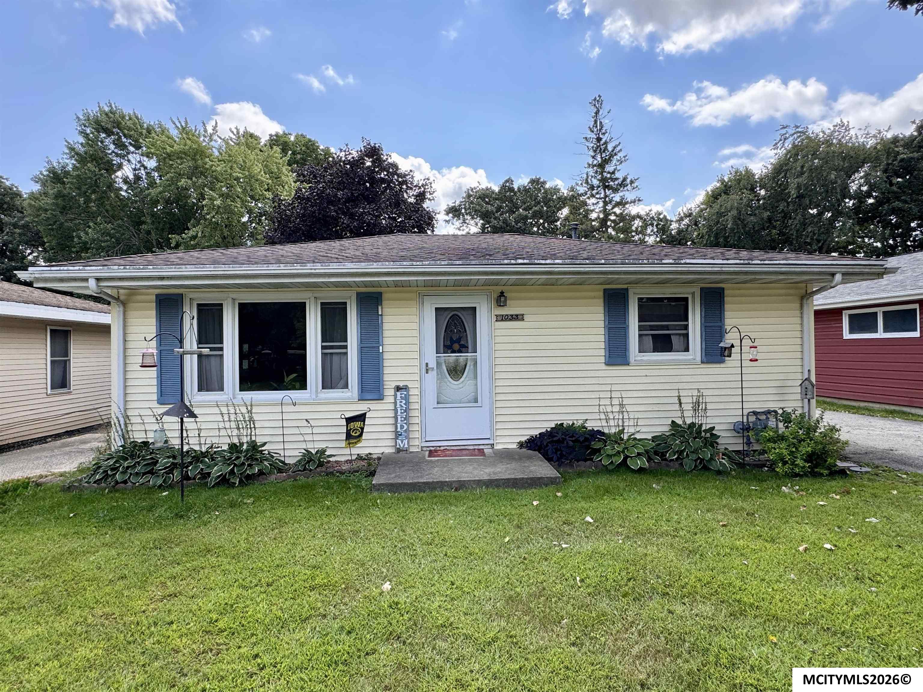 1033 16th NE Mason City IA 50401