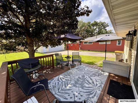 1033 16th NE Mason City IA 50401