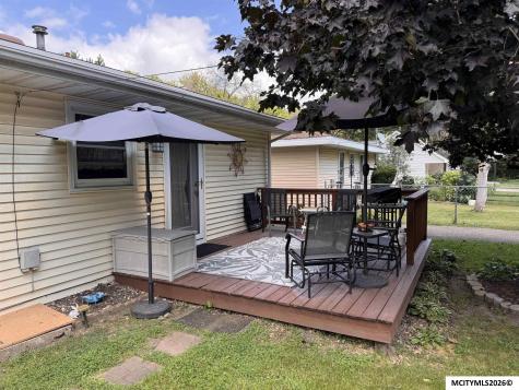 1033 16th NE Mason City IA 50401