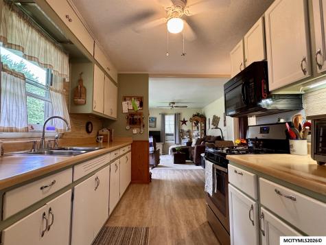 1033 16th NE Mason City IA 50401