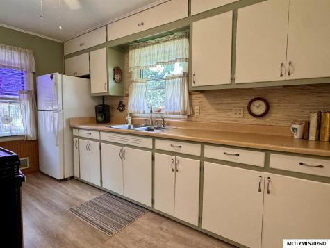 1033 16th NE Mason City IA 50401