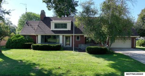 94 Brook Terrace Mason City IA 50401