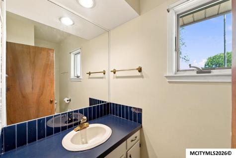 94 Brook Terrace Mason City IA 50401
