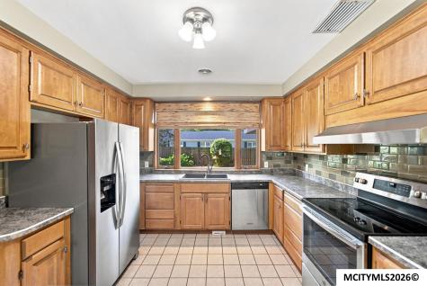 94 Brook Terrace Mason City IA 50401
