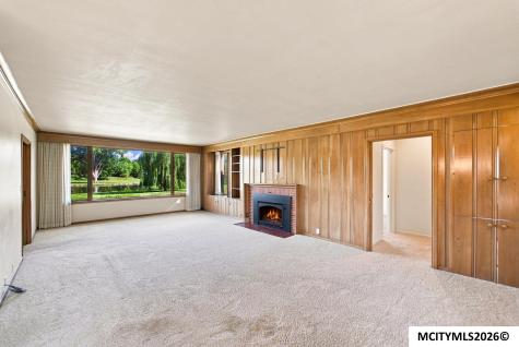 94 Brook Terrace Mason City IA 50401