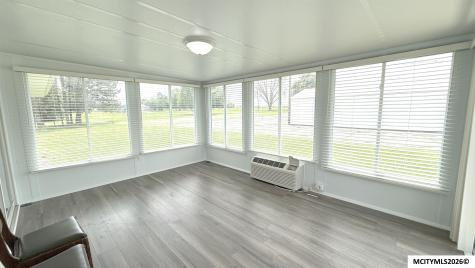 3310 S Delaware Mason City IA 50401