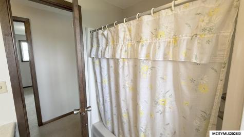 3310 S Delaware Mason City IA 50401