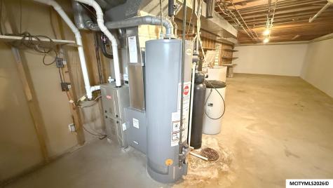3310 S Delaware Mason City IA 50401