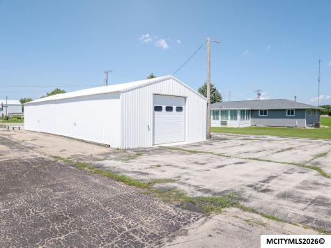 3310 S Delaware Mason City IA 50401
