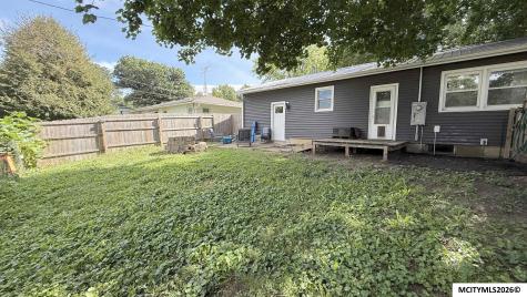 1015 Elizabeth Street Iowa Falls IA 50126