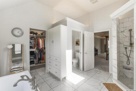 3 Deer Creek Court Mason City IA 50401