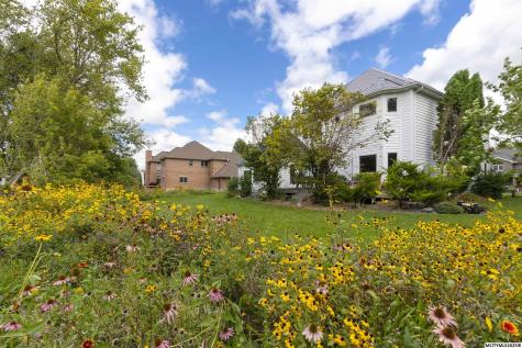 3 Deer Creek Court Mason City IA 50401