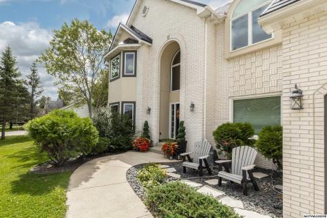 3 Deer Creek Court Mason City IA 50401