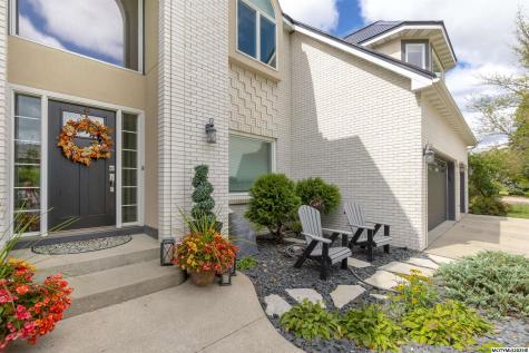 3 Deer Creek Court Mason City IA 50401