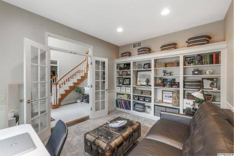 3 Deer Creek Court Mason City IA 50401