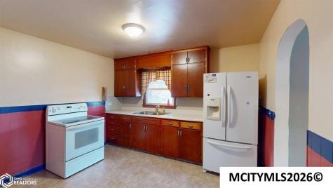 223 N 1st Street Greene IA 50636