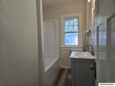 25 S Vermont Avenue Mason City IA 50401