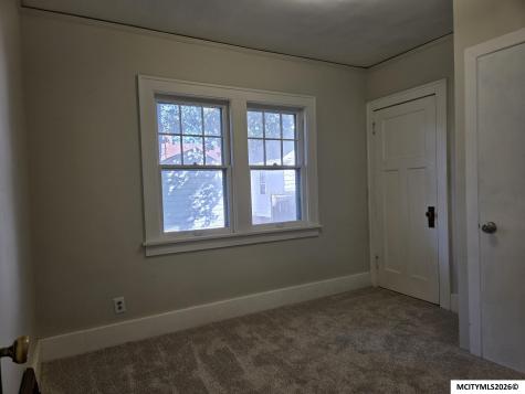 25 S Vermont Avenue Mason City IA 50401