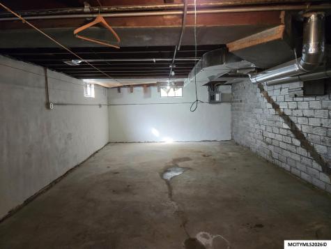 25 S Vermont Avenue Mason City IA 50401