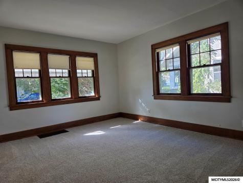 25 S Vermont Avenue Mason City IA 50401