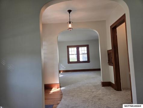25 S Vermont Avenue Mason City IA 50401
