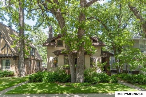 84 Linden Drive Mason City IA 50401