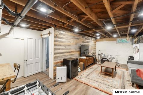84 Linden Drive Mason City IA 50401