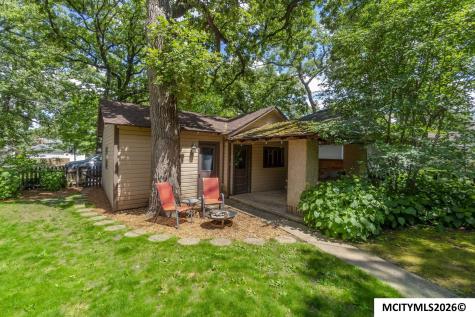 84 Linden Drive Mason City IA 50401