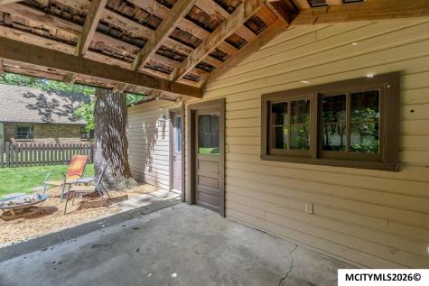 84 Linden Drive Mason City IA 50401