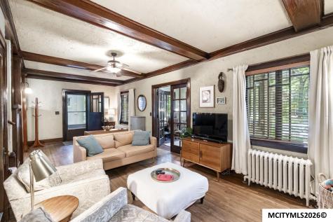 84 Linden Drive Mason City IA 50401