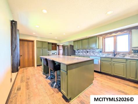 1437 270th Street Marble Rock IA 50653