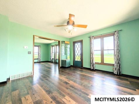 1437 270th Street Marble Rock IA 50653