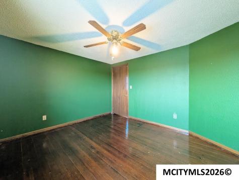 1437 270th Street Marble Rock IA 50653