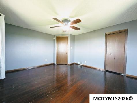 1437 270th Street Marble Rock IA 50653