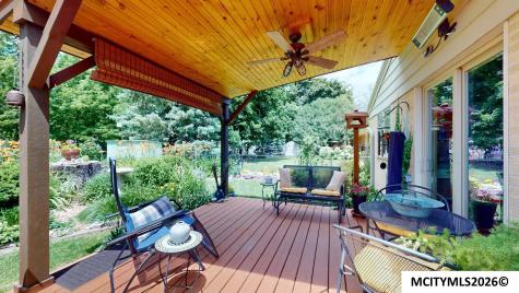 128 S Hampshire Place Mason City IA 50401