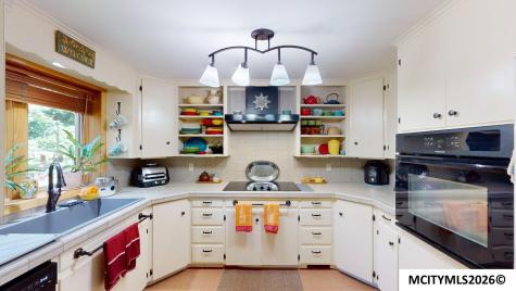 128 S Hampshire Place Mason City IA 50401