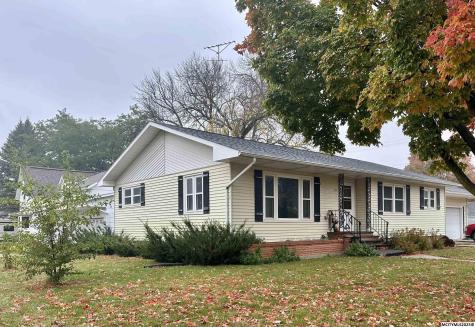 415 3rd Avenue NW Buffalo Center IA 50424