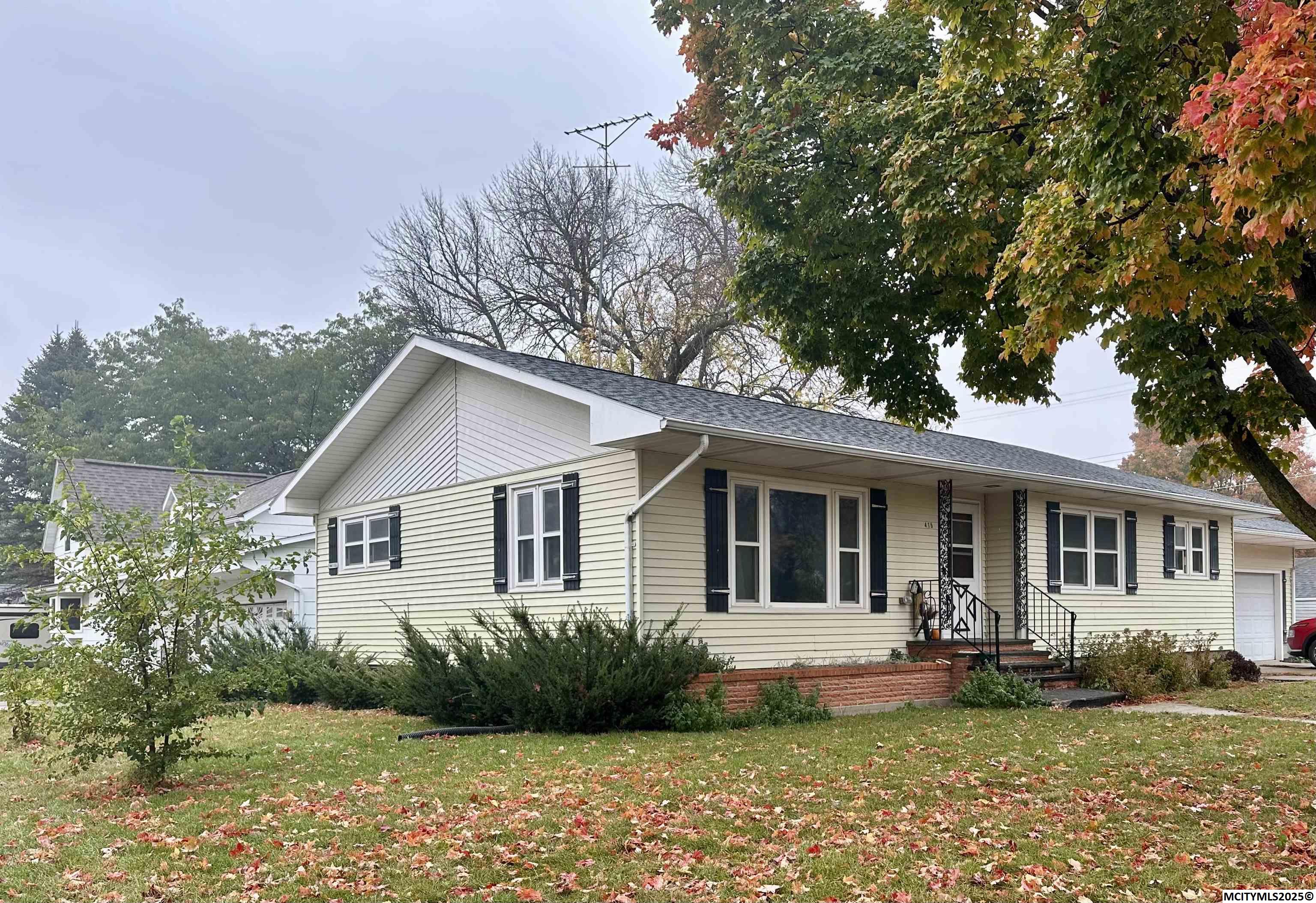 415 3rd Avenue NW Buffalo Center IA 50424