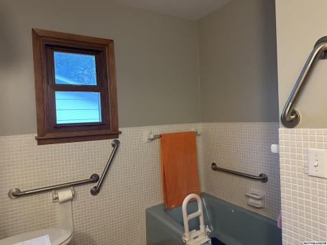 415 3rd Avenue NW Buffalo Center IA 50424