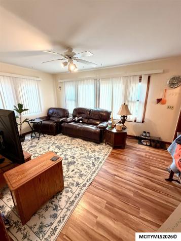 708 NE 16th Street Mason City IA 50401