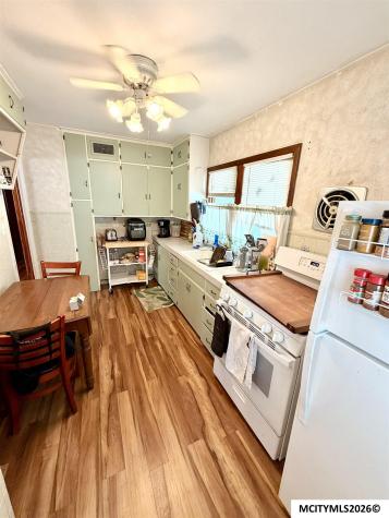 708 NE 16th Street Mason City IA 50401