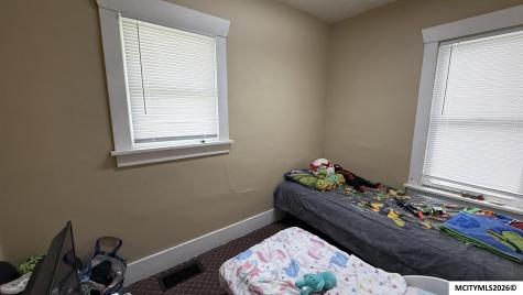 323 9th Street NE Mason City IA 50401