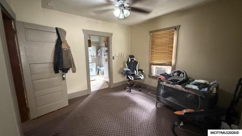 323 9th Street NE Mason City IA 50401