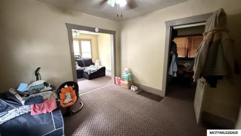 323 9th Street NE Mason City IA 50401