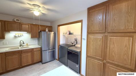 905 Briarcliff Circle Mason City IA 50401