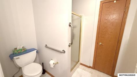 905 Briarcliff Circle Mason City IA 50401