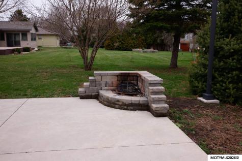 1030 15th SE Mason City IA 50401