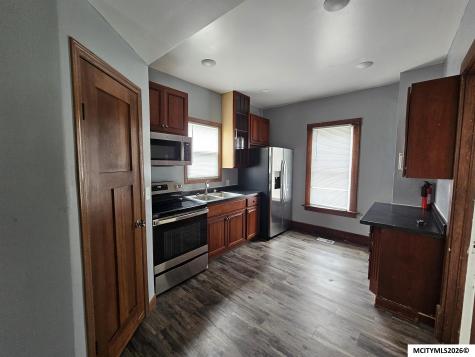 215 S Louisiana Mason City IA 50401